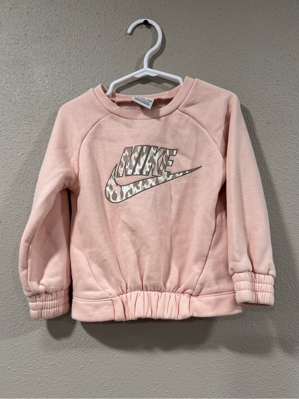 Nike Girls Light Pink Camo Logo Pullover Sweatshirt